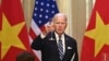 Tổng thống Mỹ Joe Biden nâng ly tại buổi tiệc trưa cấp nhà nước do Chủ tịch Việt Nam khi đó Võ Văn Thưởng chủ trì tại Phủ Chủ tịch ở Hà Nội, ngày 11/9/2023.