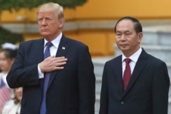 Tổng thống Donald Trump và Chủ tịch nước Trần Đại Quang, ngày 02/11/2017 tại Hà Nội.