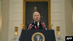 Tổng thống Mỹ Joe Biden phát biểu sau khi ký luật viện trợ nước ngoài tại Toà Bạch Ốc ở Washington, DC, ngày 24/4/2024.